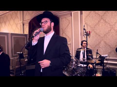 Freilach feat. Yumi with Shira - Sheyiboneh יומי לעווי פריילך ושירה - שיבנה