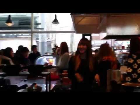 141207 Hello Venus cafe event 2 Lime dancing