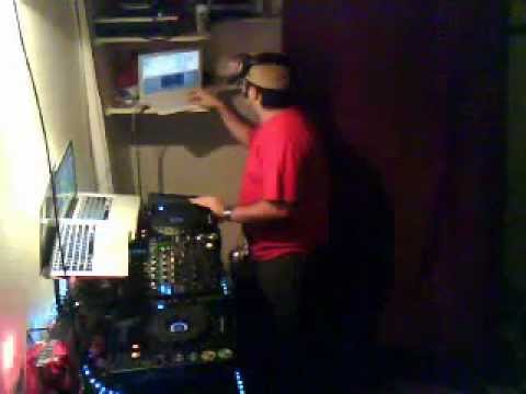The DJ J-Red on JFN Radio 11-29-2011 (Dubstep Clip)