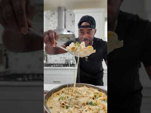 Chicken and Broccoli Pasta #onestopchop