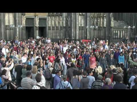 [OFFICIAL VIDEO] Michael Jackson Tribute | Flashmob Köln/Cologne | 29.08.2009