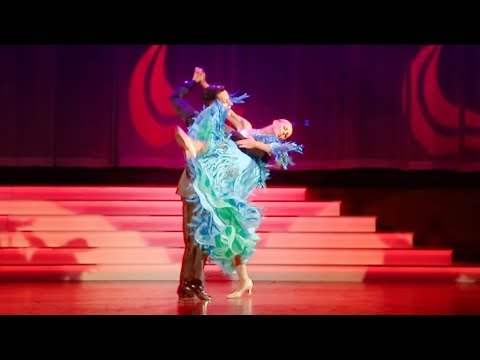 Simone Segatori - Anette Sudol | Welttanz-Gala Baden Baden 2017 - Quickstep Show