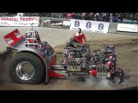 HD LAMBADA 4,5ton modifieds storming run at european superpull 2013