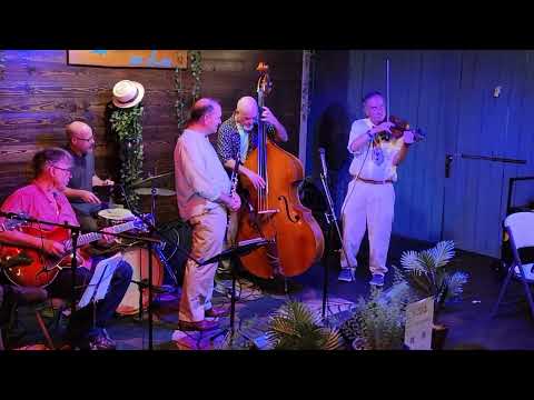 Ben Redwine Trio w/ Chas Justus (guitar), Paul Anastasio (violin). Hideway on Lee, 05/05/22.