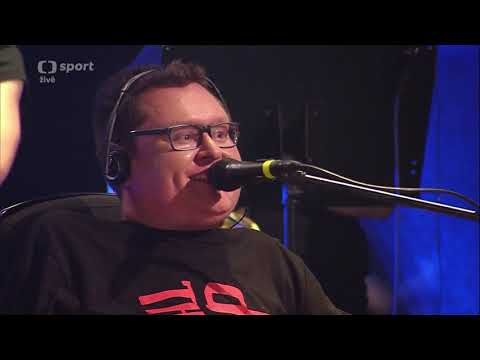 The Tap Tap a Adam Plachetka - Ředitel autobusu.