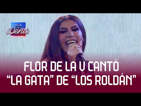 FLOR DE LA V cantó "La Gata", el clásico de "Los Roldán"