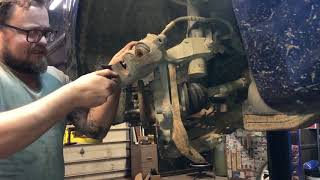 2005 Ford Five Hundred Front Brake Pad & Rotor Replacement 500