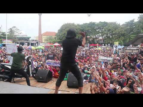 Charly feat Rama Eru " Cari Pacar Lagi " kolaborasi SEmbilan Band