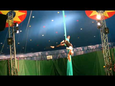 Tess W Smirkus Silks Individual Act 2013