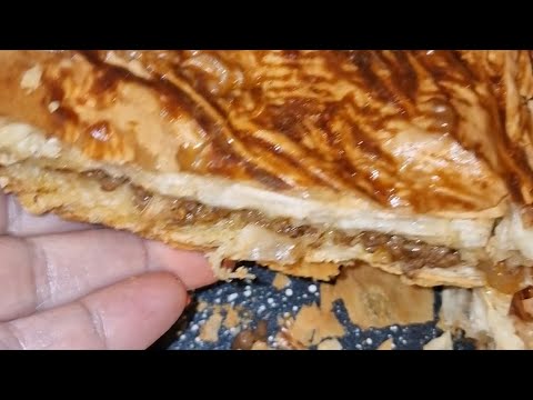 Ky byrek me mish te grire e pete te gatshme eshte aq I shpejte e I thjeshte por sidomos I shijshem