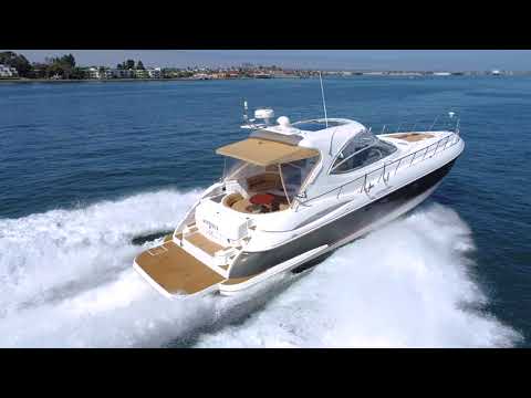 Cruisers Yachts 540 Express video