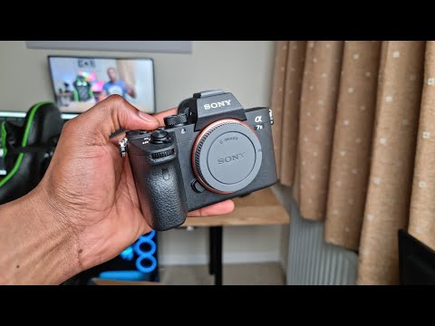 Sony A7III And Sigma MC-11 Adapter Unboxing