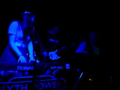 download lagu mp3 mp4 Blythe Power, download lagu Blythe Power gratis, unduh video klip Blythe Power