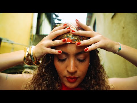 Sofia Pitta - Soltinha (Remix) (Clipe Oficial)