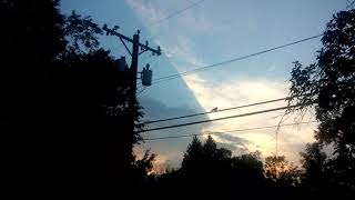 CE N'EST PAS NORMAL: SKY EST BLOQUÉ PAR QUELQUE CHOSE ÉNORME