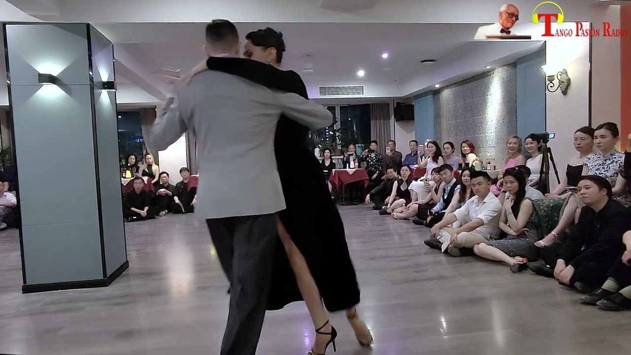 Video thumbnail for LA BEBA Osvaldo Pugliese Ballano: Michael Nadtochi - Elvira Lambo