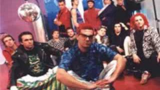 Que me pisen - Autenticos decadentes - (vivo)