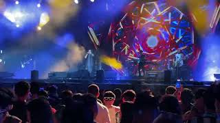 Download lagu Dewa 19 ft. Ello - Arjuna, live at We The Fest 2022 Jakarta, Indonesia. More concert videos  ➡️#FGTC mp3