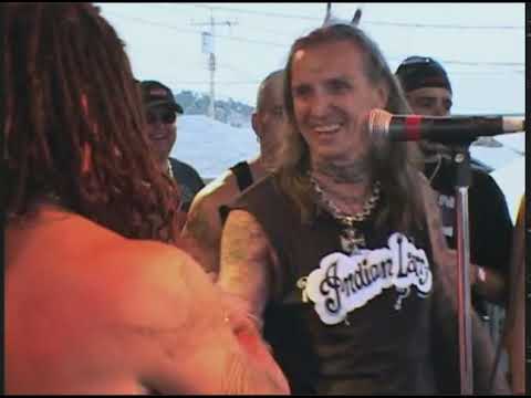 Indian Larry vs Mondo Pouras Biker Build-Off