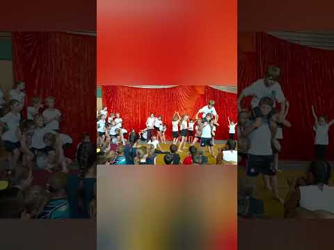 Pertunjukan di sekolah #june25 #acrobatic #DC #D1/2