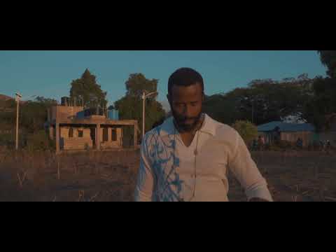 Gardy Girault - Papa Pyè (Feat. Erol Josué) (Official Music Video)