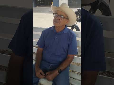 platicando con los amigos de San Antonio de Rivas municipio dela barca Jalisco México