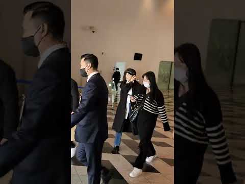 221014 서울패션위크(Seoul Fashion Week) 티아라 함은정(EUNJUNG) 출퇴근길 및 팬서비스 4K 직캠(Commute Fancam)