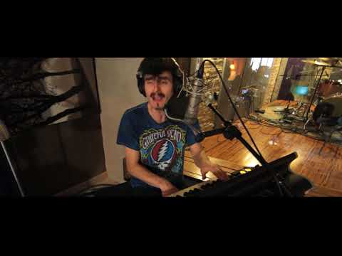 Ozone Squeeze (Rai Thistlethwayte, Oz Noy, Darren Stanley) - Supernatural Man