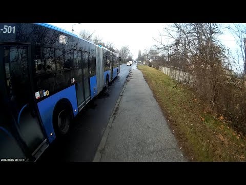 Elengedem a buszt, taxit - I let the bus, taxi go