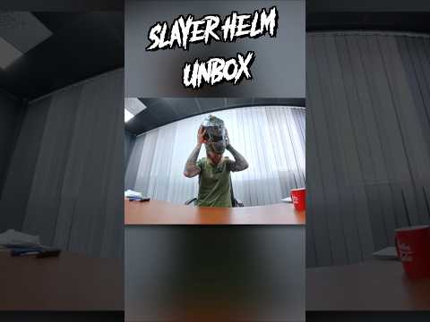 Unboxing a DOOM slayer helmet!
