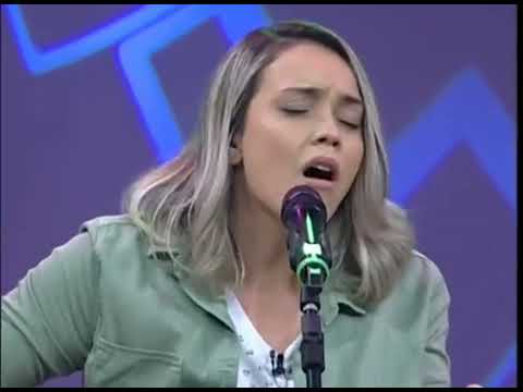 Louvores Incríveis.  Amanda Rodrigues "Faz a tua paz reinar"