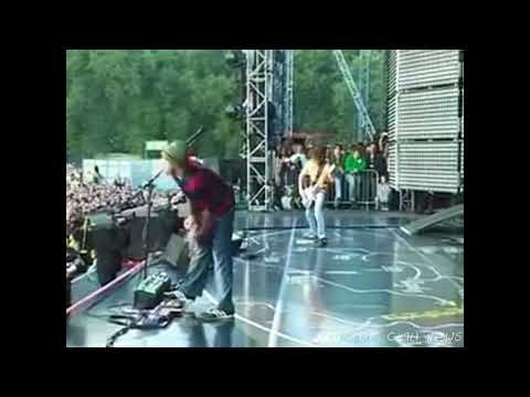 Red Hot Chili Peppers - Intro Hyde Park ((Amazing Jam))