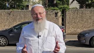 מסירות נפש מביאה ברכה לעולם כולו | הרב שמואל אליהו | הלכה יומית | ו' חשוון תשפ"ה (הרב שמואל אליהו) - התמונה מוצגת ישירות מתוך אתר האינטרנט יוטיוב. זכויות היוצרים בתמונה שייכות ליוצרה. קישור קרדיט למקור התוכן נמצא בתוך דף הסרטון