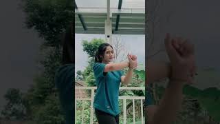 Download lagu si cantik lucu  goyang pantat #shorts mp3