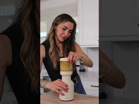 TERIYAKI CHICKEN CRISPY RICE SALAD