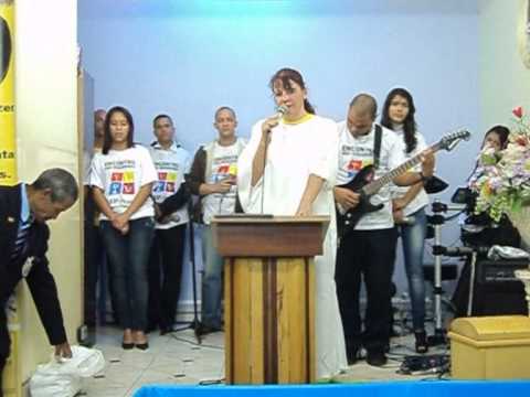 Quadrangular Vera Cruz....B.H...M.G...23-10-2011 - Abertura Batismo igreja.