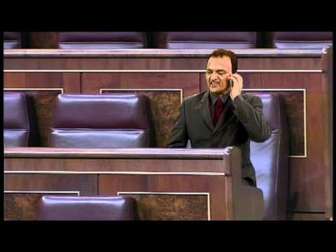 El Tardà fa el discurs en català, a Madrid (Polonia 8x17)