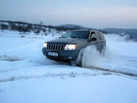 Jeep Grand Cherokee Snow fun