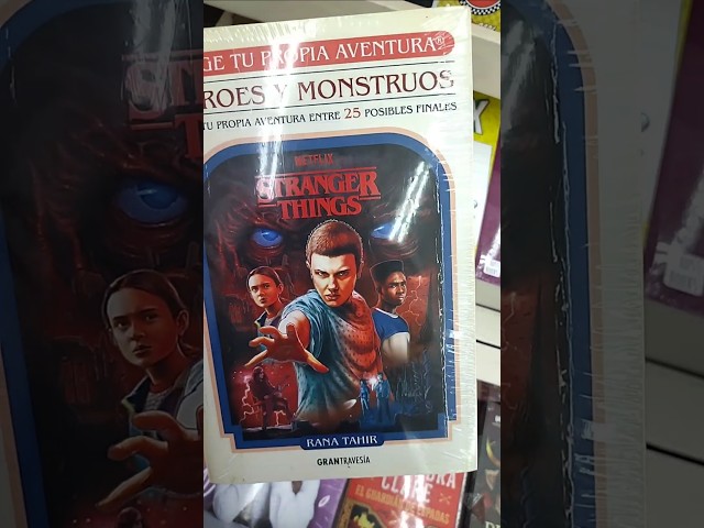 Vídeo relacionado con CERDÁ Life´S Little Moments Neceser de Viaje Stranger Things-Club- Gran Capacidad de Almacenamiento - Cierre de Cremallera - Producto Original