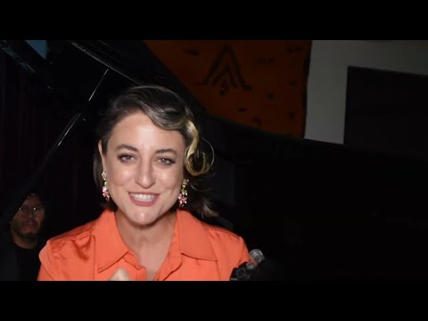 Dilek Türkan & Evrim Demirel - Ben Kalender Meşrebim