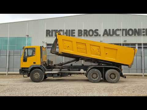Hook Truck for sale- 2001 Iveco 260 E37 Magirus | Ritchie Bros Ocaña, ESP, 31/03/2022