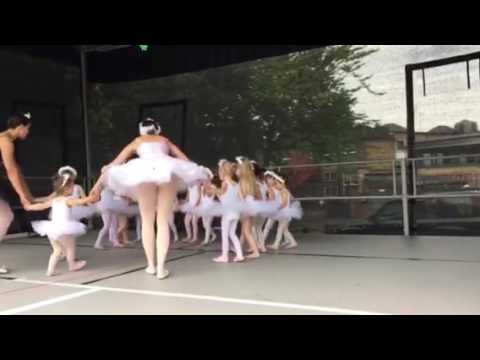 Vera first ballet show