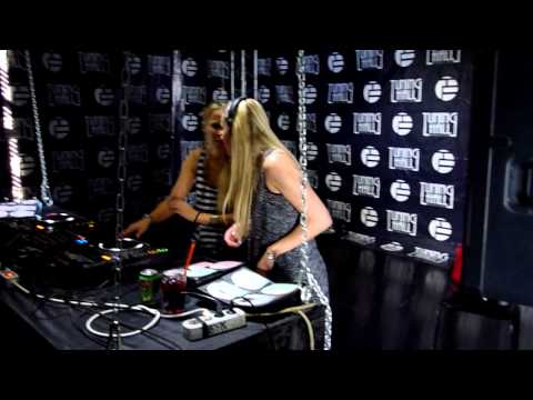 2 Elements @ Tuning Hall Moscow .MOV