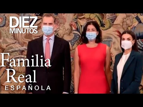 Los Reyes felicitan en persona a la tenista Garbiñe Muguruza | Diez Minutos