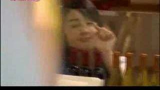 Bài hát 靠近一点点 / Kao Jin Yi Dian Dian / Come A Little Closer (It Started With A Kiss OST) - Nghệ sĩ trình bày Lara (Nanquan Mama)