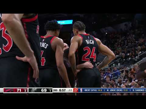 Khem Birch loses a tooth and Dejounte Murray goes to the locker room