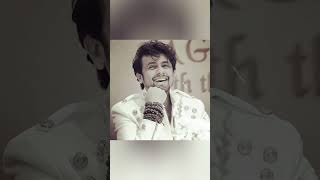 Download lagu Jise Hasna Rona Hai song status🥰💙 | @sonunigam #shorts #sonunigam #jise_hasna_rona_hai #status mp3