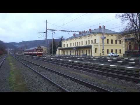 854 213 Tom ve stanici Děčín - východ