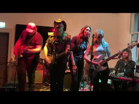 Jason Charles miller /“ digging in the dust “