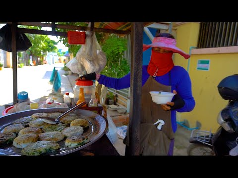 Garlic Chives cake Friedwith affordable price in Cambodia |Cambodia Street Food| #StreetFood #food